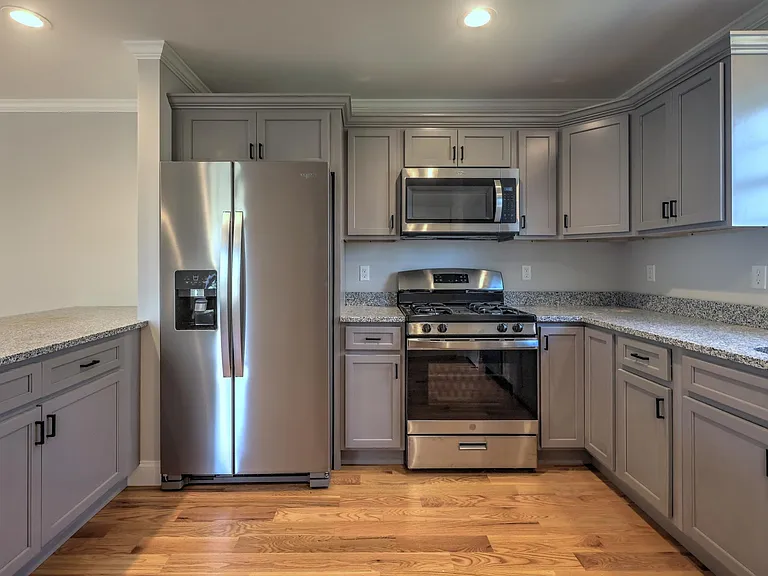 690 New Haven Ave — Photo 21