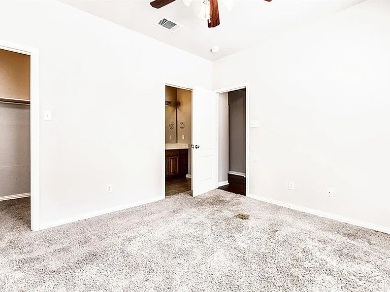 595 McGarity — Photo 10
