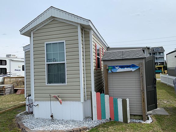 3rd image of 4021 Island Drive LOT 29G Oar St