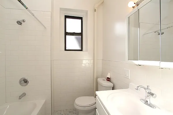 Rented by Oxford Property Group | media 20