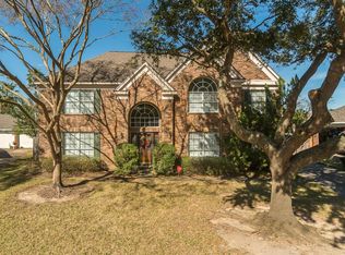 2810 Sandpebble Ct, Seabrook, TX 77586