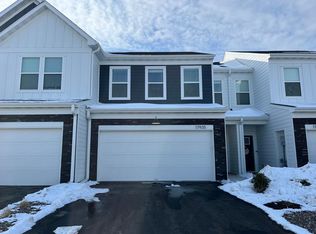 17935 Genoa Dr, Lakeville, MN 55044