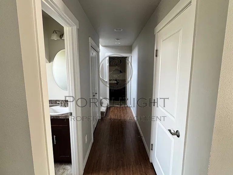 8841 Line Rd #3 — Photo 6