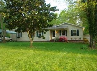 108 Magnolia Dr, Randleman, NC 27317