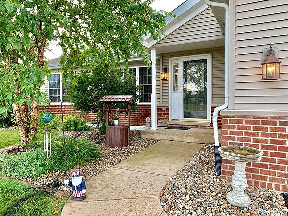2nd image of 5575 Hearthside Dr