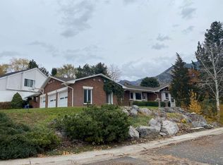 1093 Lamplighter Dr, River Heights, UT 84321