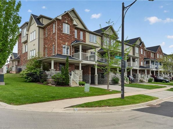 160 Truedell Cir, Hamilton, ON L8B 0T1