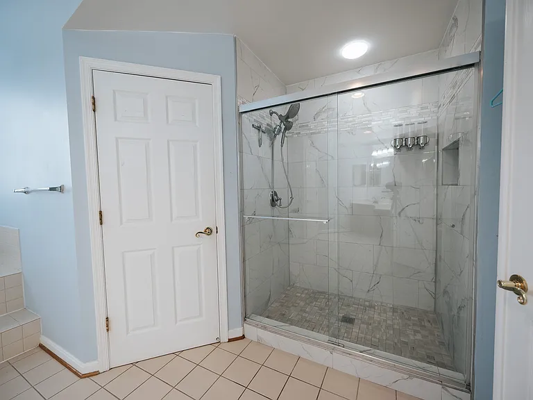1832 Woods Edge Dr NE — Photo 27