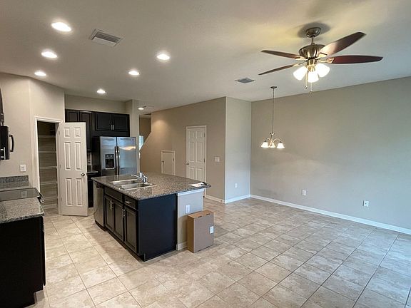 2nd image of 6917 Holly Heath Dr
