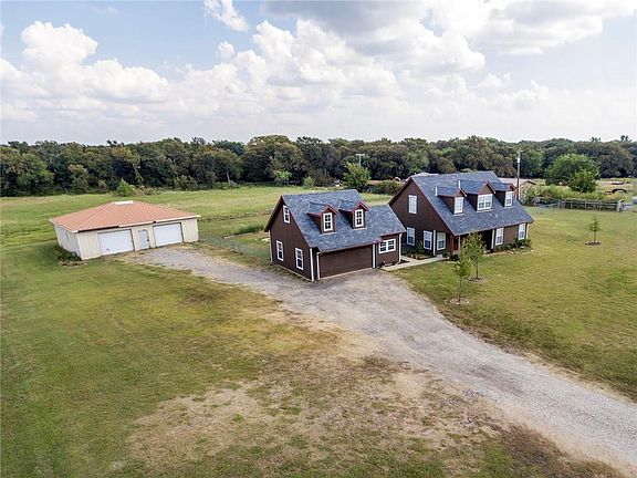 2nd image of 7981 Berry Ct