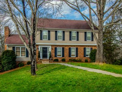 8800 George Wythe Ct, Charlotte, NC, 28277
