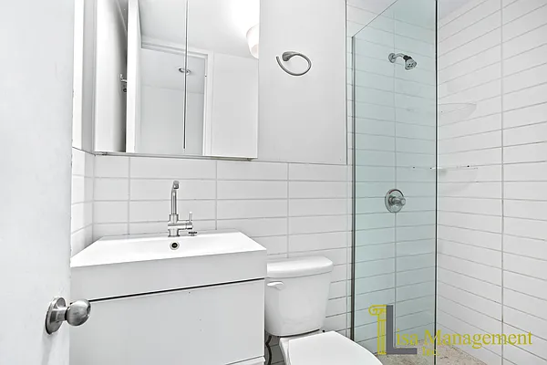 Rented by Lisa Management Inc | media 31