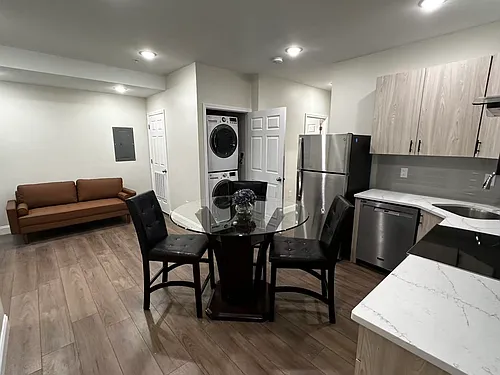 42 N 40th St #4 Photo 1