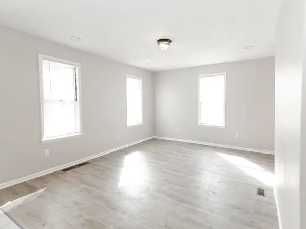 659 6th St, Oakmont, PA 15139