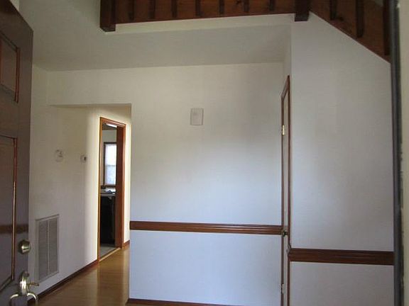 4th image of 3334 Cricket Hollow Ln