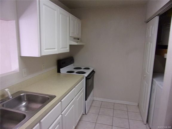 5th image of 1960 NW 12th Ave