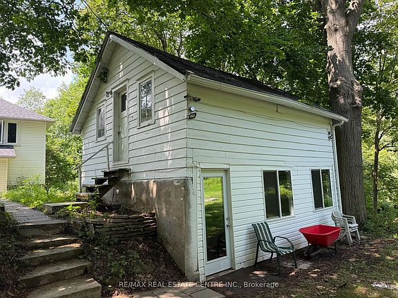 4th image of 716 Artaban Rd