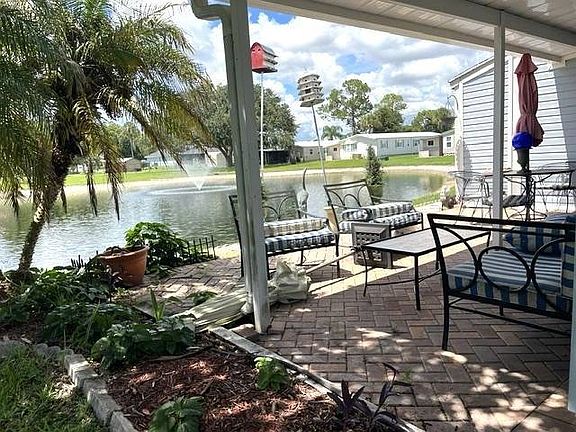 3rd image of 807 Village Dr