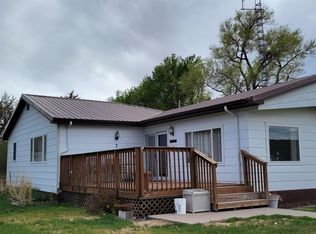 215 W Marshall St, Arthur, NE 69121