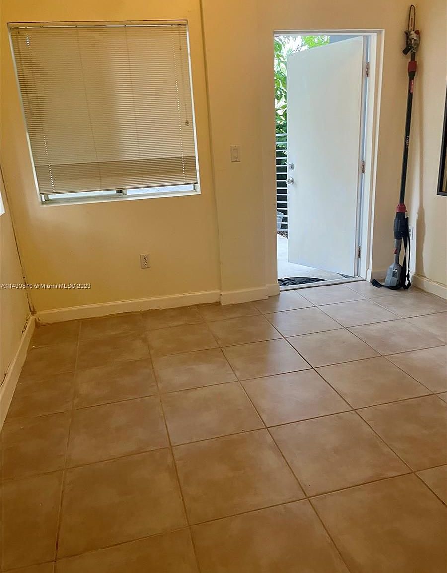 3299 Bird Ave APT 5, Miami, FL 33133 | Zillow