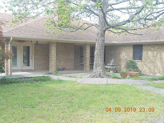 3rd image of 140 County Road 451