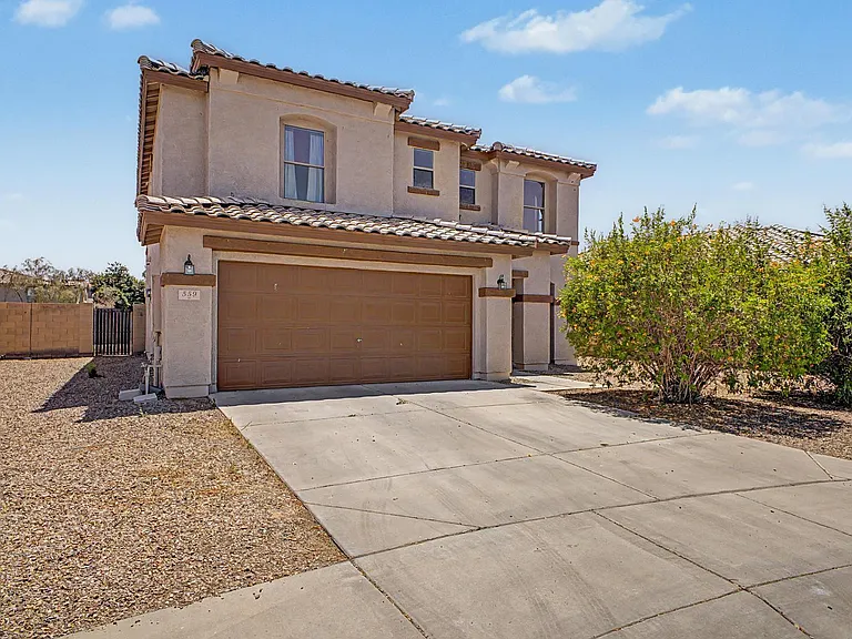 559 W Viola St — Photo 3