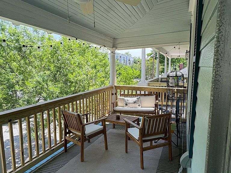 545 E Park Ave #B — Photo 8