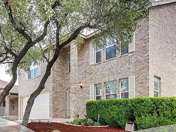 2nd image of 922 Saxonhill Dr