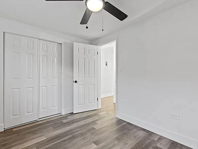 3523 S Cherokee St — Photo 31