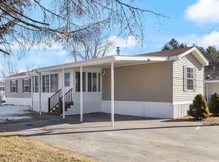 28 Lisa Rd, Salem, NH 03079