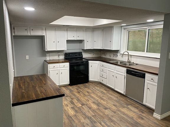 5th image of 4001 Robinhood Dr