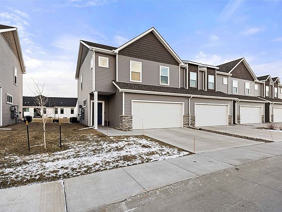 2nd image of 1235 NW 33rd Ln