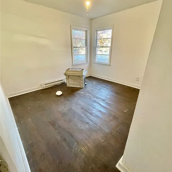 502 Spring Ave — Photo 15