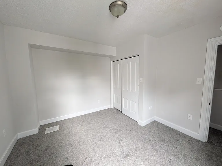 425 N Hanover St #2 — Photo 8