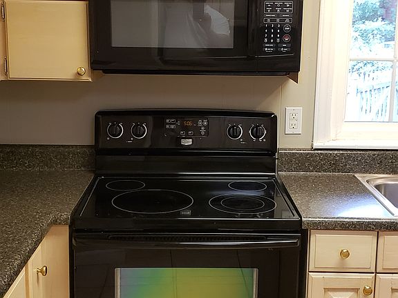 5th image of 2338 Glascock St