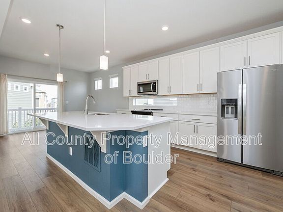 2nd image of 1111 Highview Dr