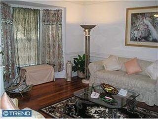 2nd image of 44 Brecknock Ct