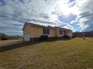 288 Holly Spring Ln, Bruington, VA 23023