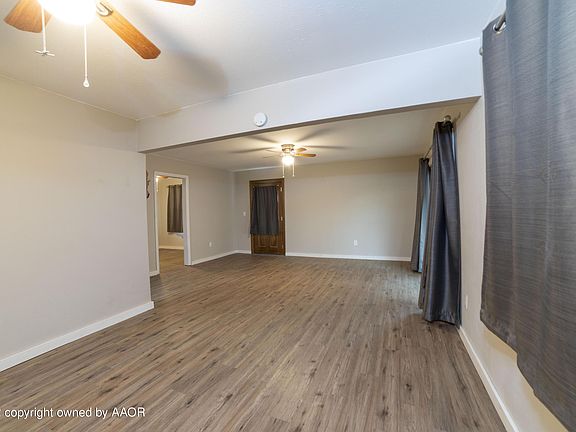 3rd image of 615 Mississippi St