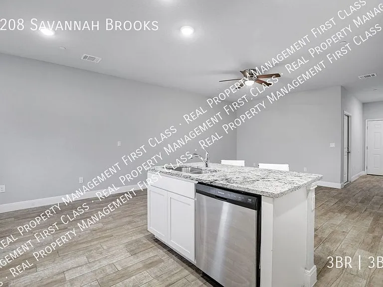 7208 Savannah Brks — Photo 14