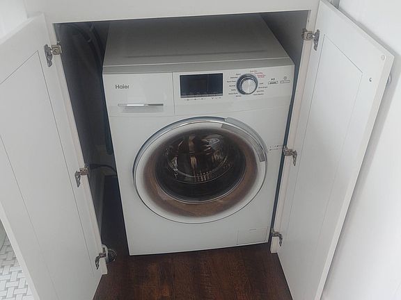 3rd image of 837 W Lakeside Pl #309