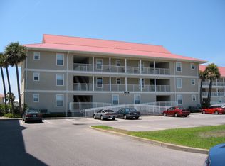7464 Sunset Harbor Dr APT 111, Navarre, FL 32566