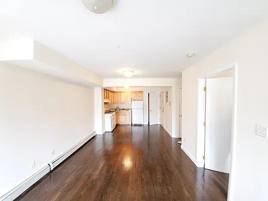 Rented by Astoria Realty | media 8