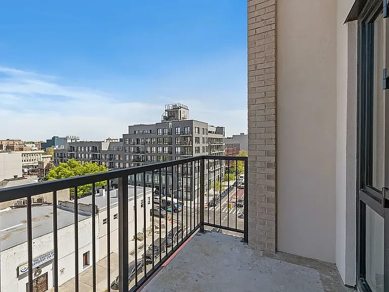 2605 Snyder Ave #5C — Photo 3
