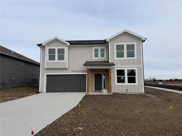 1504 SW Arborpark Ter, Lees Summit, MO 64082