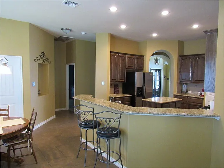 1413 Palasades Ct — Photo 11