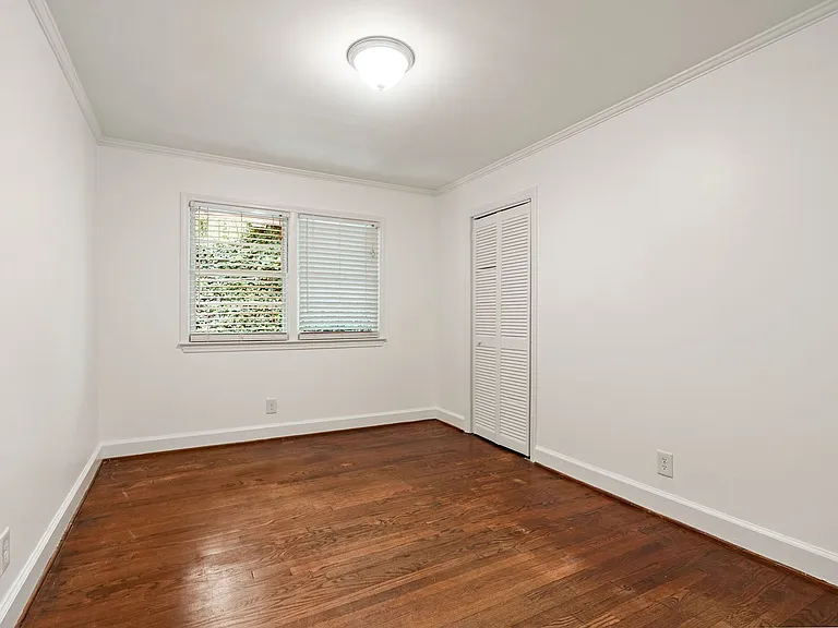 1209 Roosevelt Dr — Photo 5