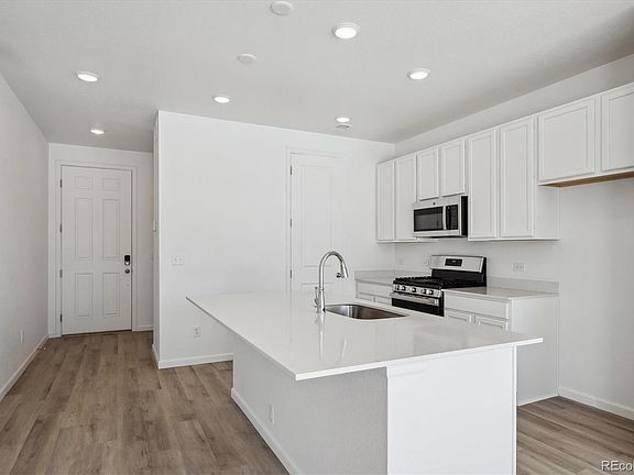 2nd image of 957 Sandhills Street