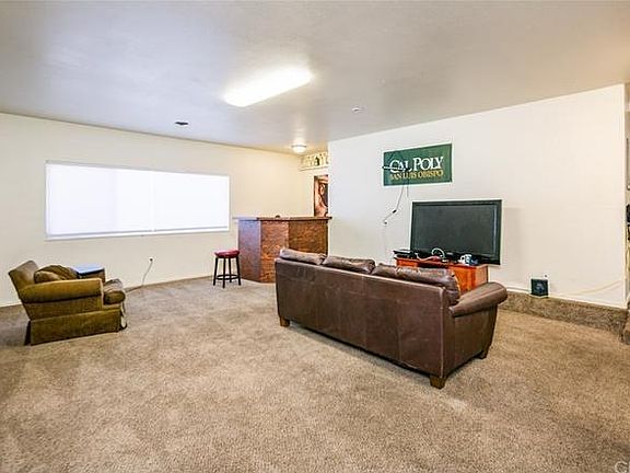 4th image of 111 Cuesta Dr