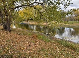 W11058 W Lake Dr, Stockholm, WI 54769